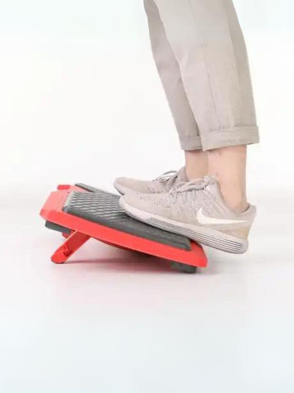 ErgoONE Ergopedal 辦公室健身平衡板腳踏 - IFCO Hong Kong