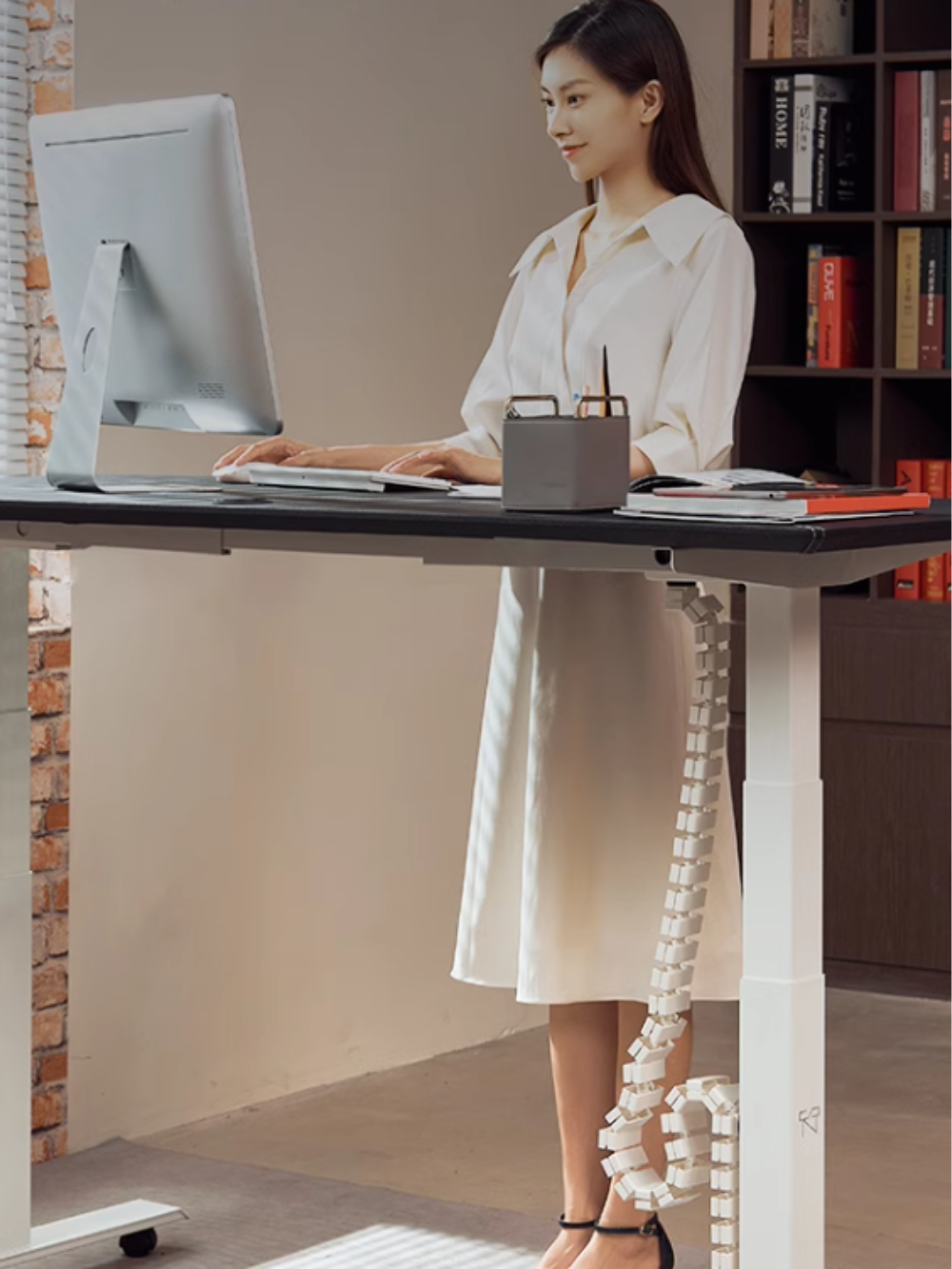 Magnetic Cable Tray for Standing Desk